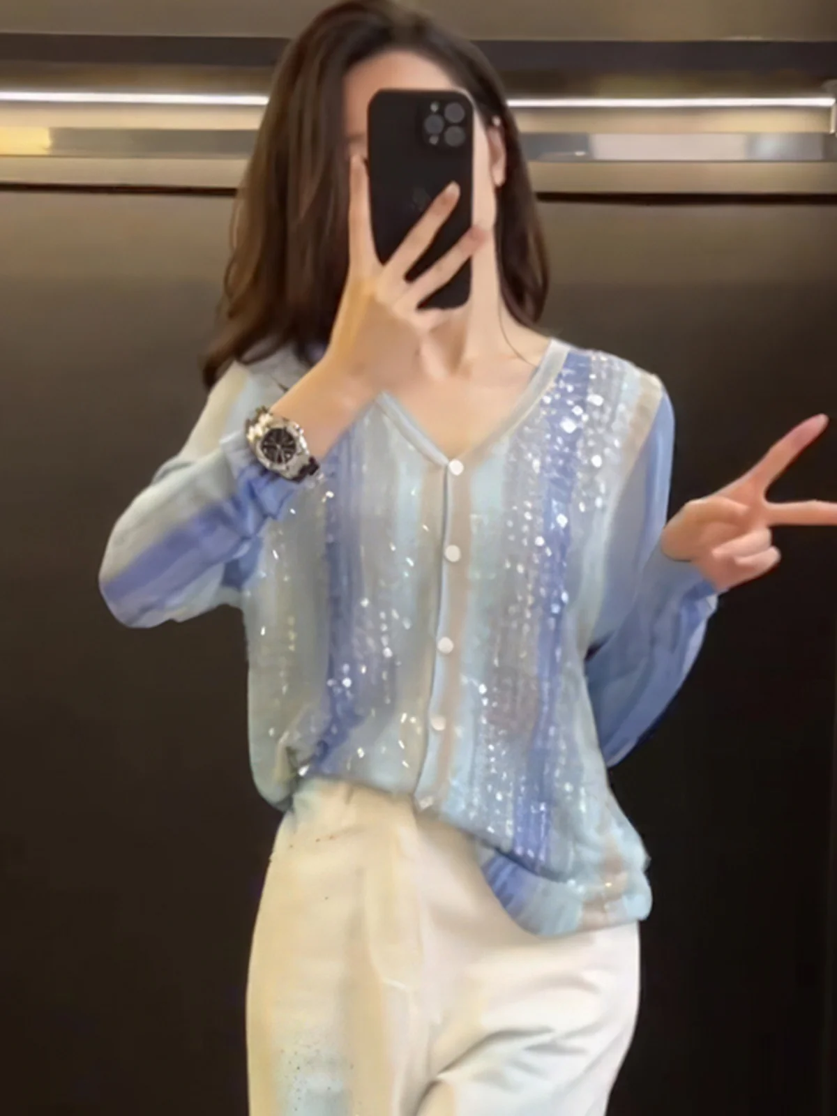 

Gtuq Blue Gradient Heavy Sequin Long Sleeve Women's Fashionable Top Early Autumn Versatile Stylish Commute Style Knitwear