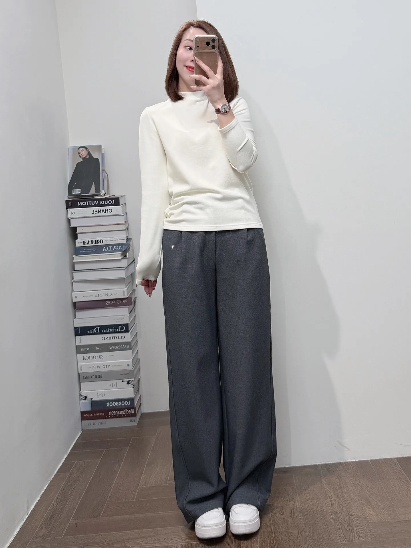 

Antistatic Camere Touch Knitted Elastic Base Tee Long Sve Women's Loose Fit Winter Warm Skin-friendly Acetate T-irt