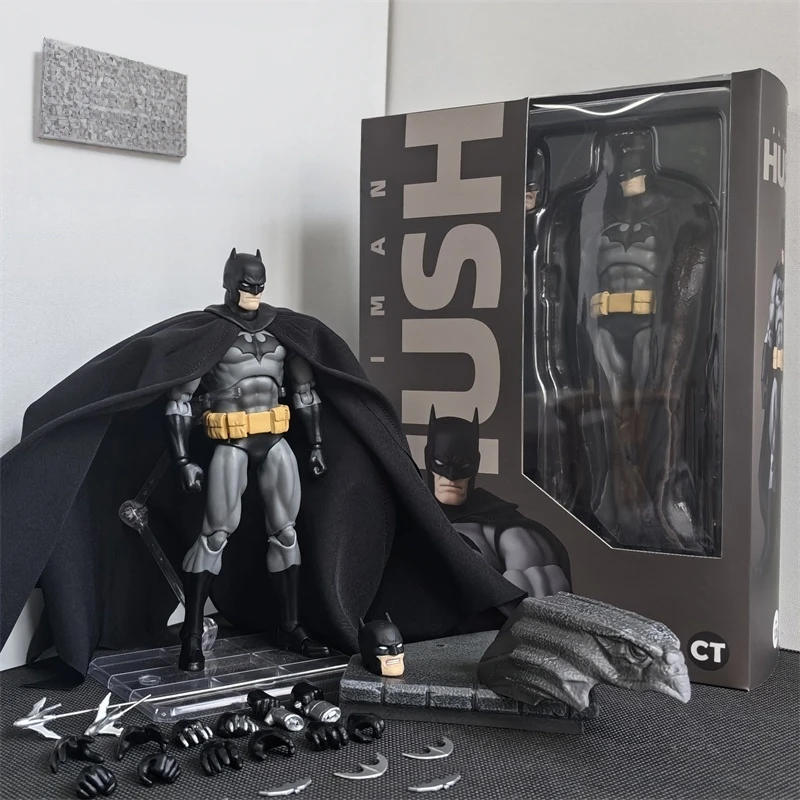 

In Stock 16cm Batman Hush Mafex 126 Black Version Bat Man Dc Anime Action Figure Figurine Statue PVC Model Gifts Toys