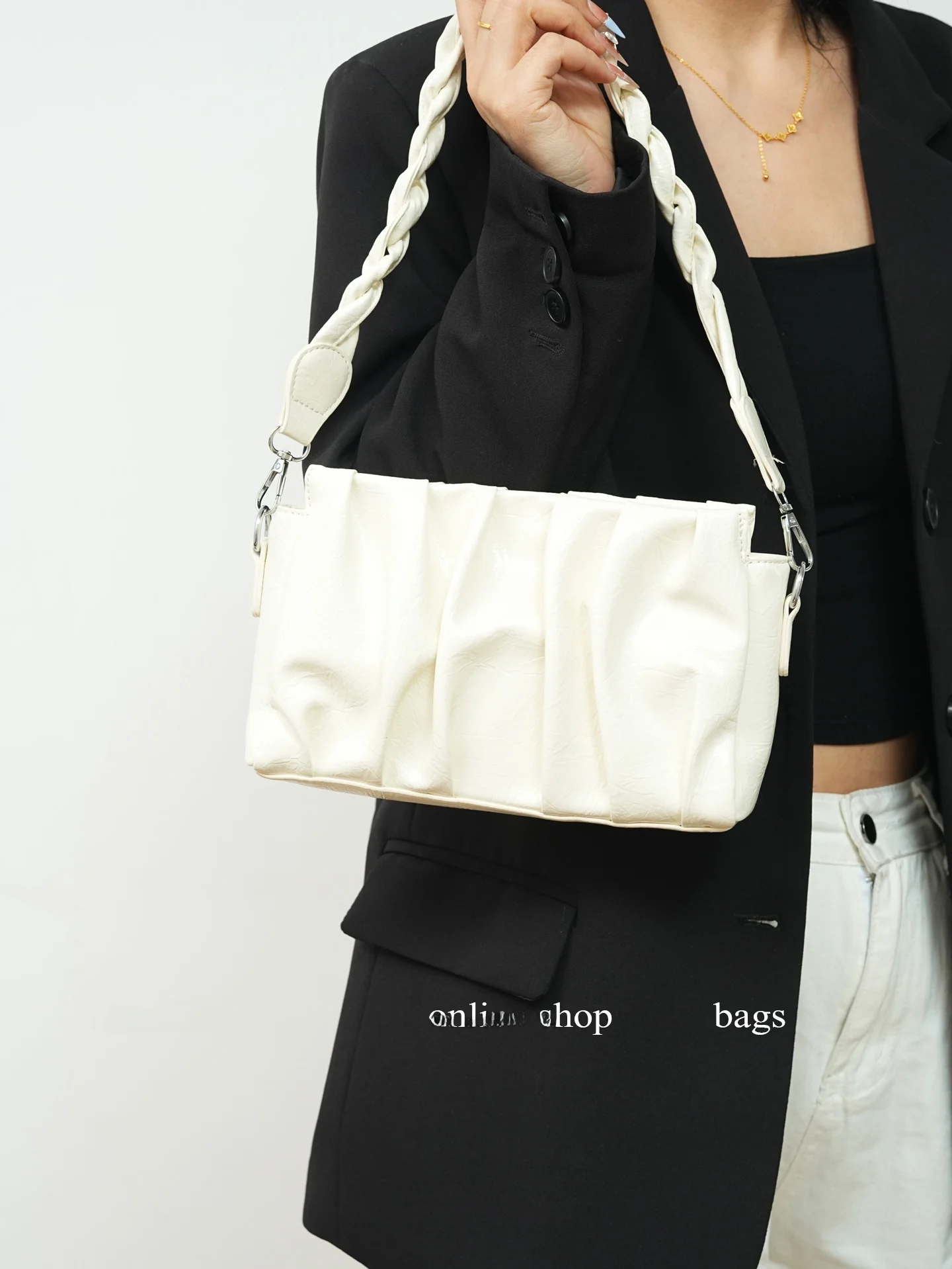 

Faionable Auudre Underarm Bag Women's Small Crossbody Bag Summer 2025 Soft PU Leather Zipper Closure Casual Sle