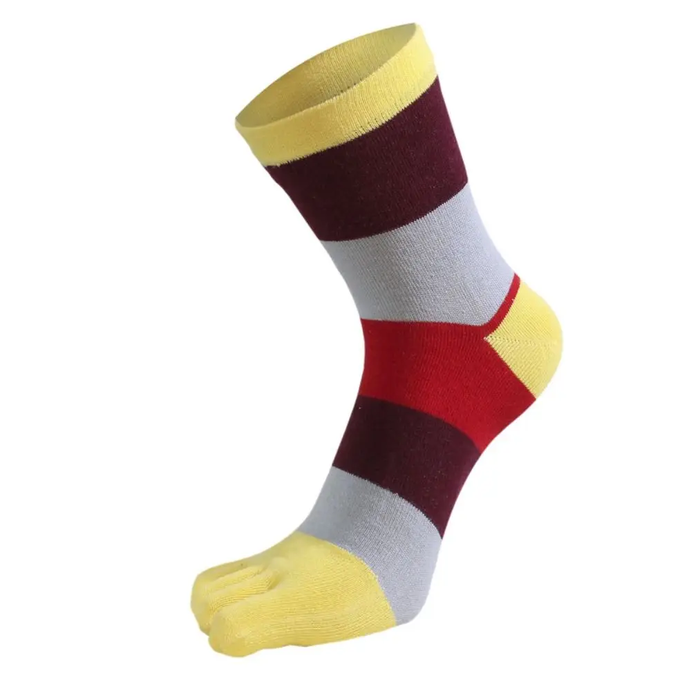 

1 Pair Soft EU 39-44 Five Finger Socks Anti-Sweat Breathable Dress Socks with Toes Cotton Anti-Bacterial Toe Socks Sports