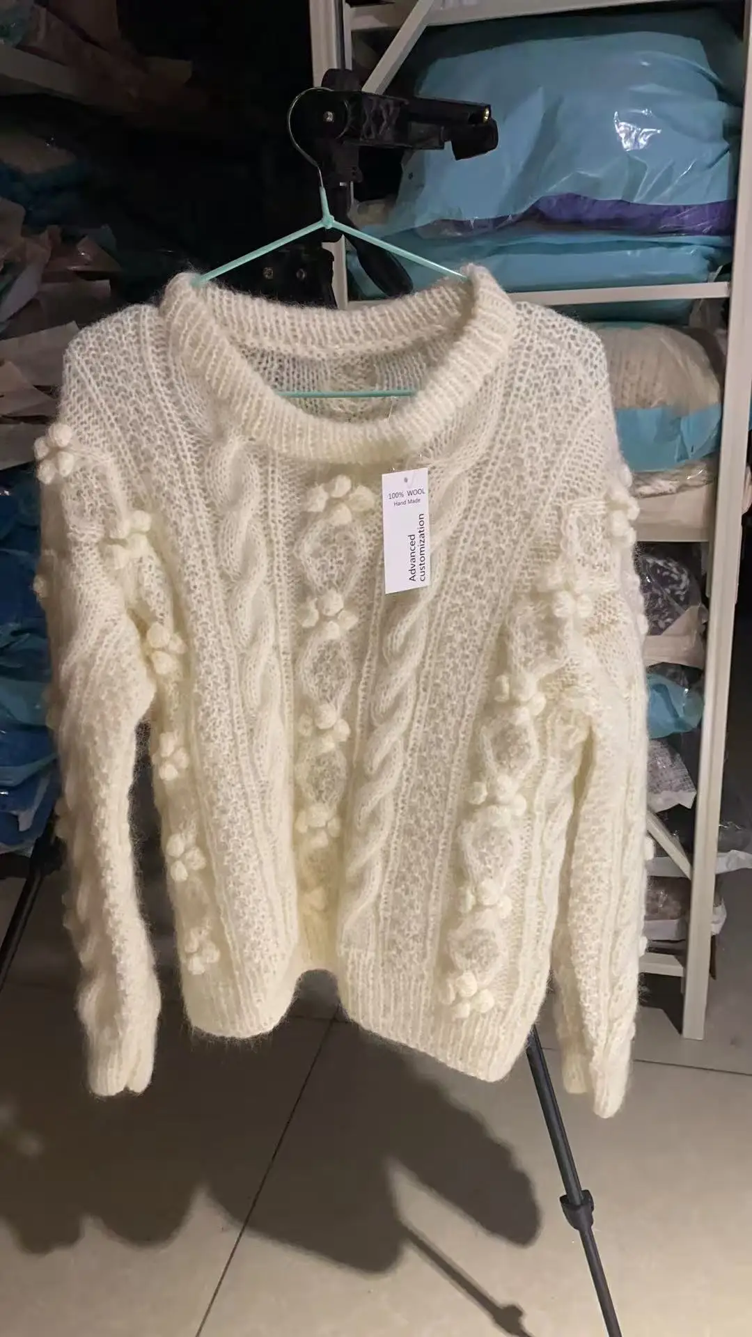Exquisito suéter tejido a mano con cuello redondo, artesanía pesada, bordado floral, artesanía, suéter de mohair de lana de manga larga a la moda, nuevo estilo