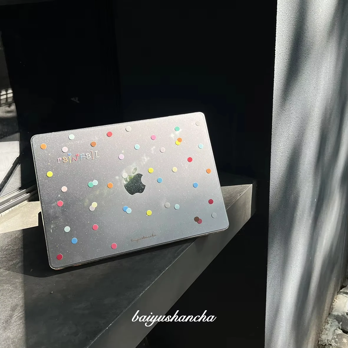 

Яркий чехол для ноутбука с цветными точками для Macbook Air 13 15 дюймов NEO A3404 M5 M4 A3113 A3241 A2941 A2337 Pro 14 16 M3 M2 M1