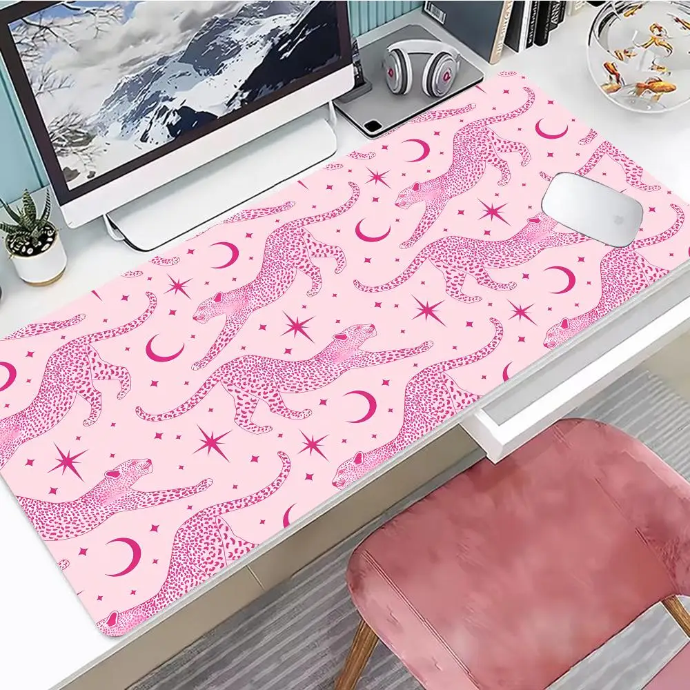 

Pink Leopard Mouse Pad Gaming Mouse Pad with Edges and Non-Slip Rubber Base, Extended Mouse Pad High-end Leopard Print For Girls