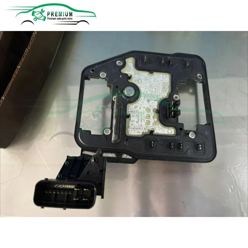

Brand New 0AM927770H / 0AM927770J Transmission Control Unit TCU Suit For VW Audi DSG Gearbox Transmission