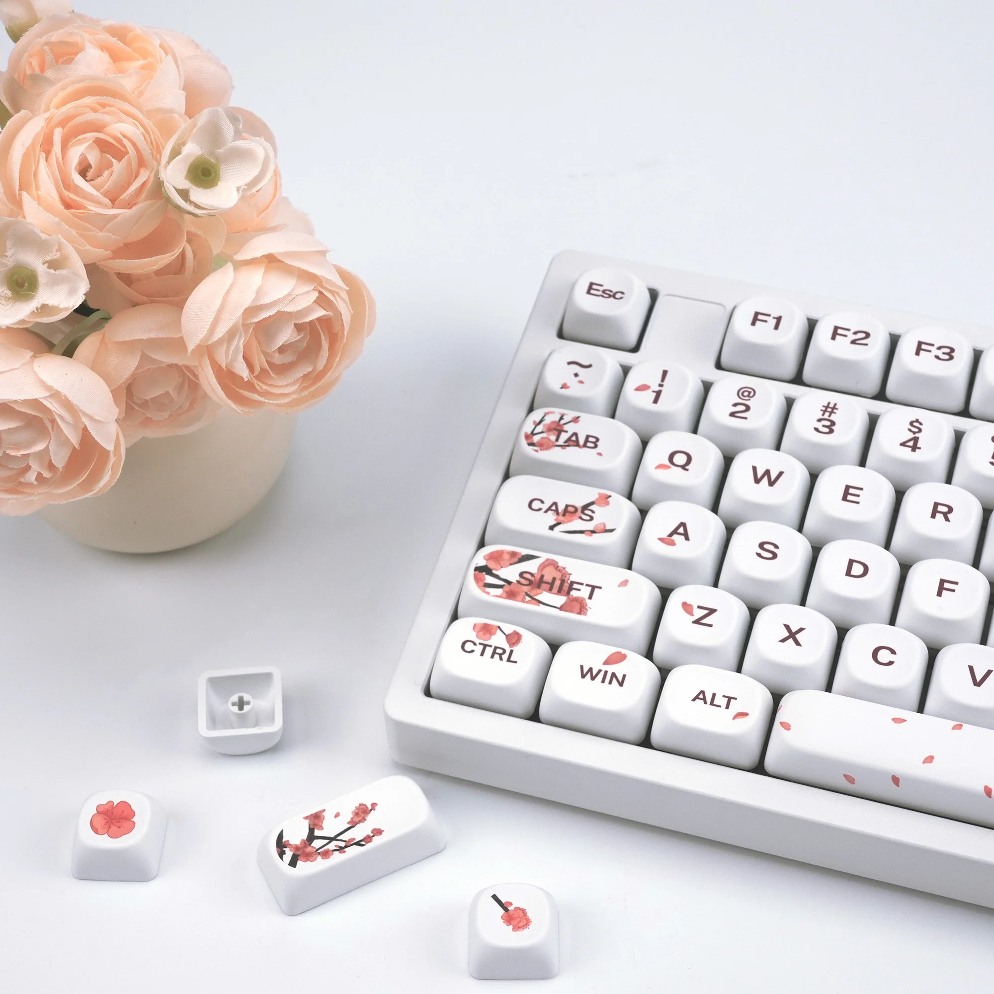 Imagem -04 - Xvx Branco Moa Keycaps Tema Flor de Ameixa Pbt Keycaps Duplo Tiro 140 Teclas para Teclado Mecânico