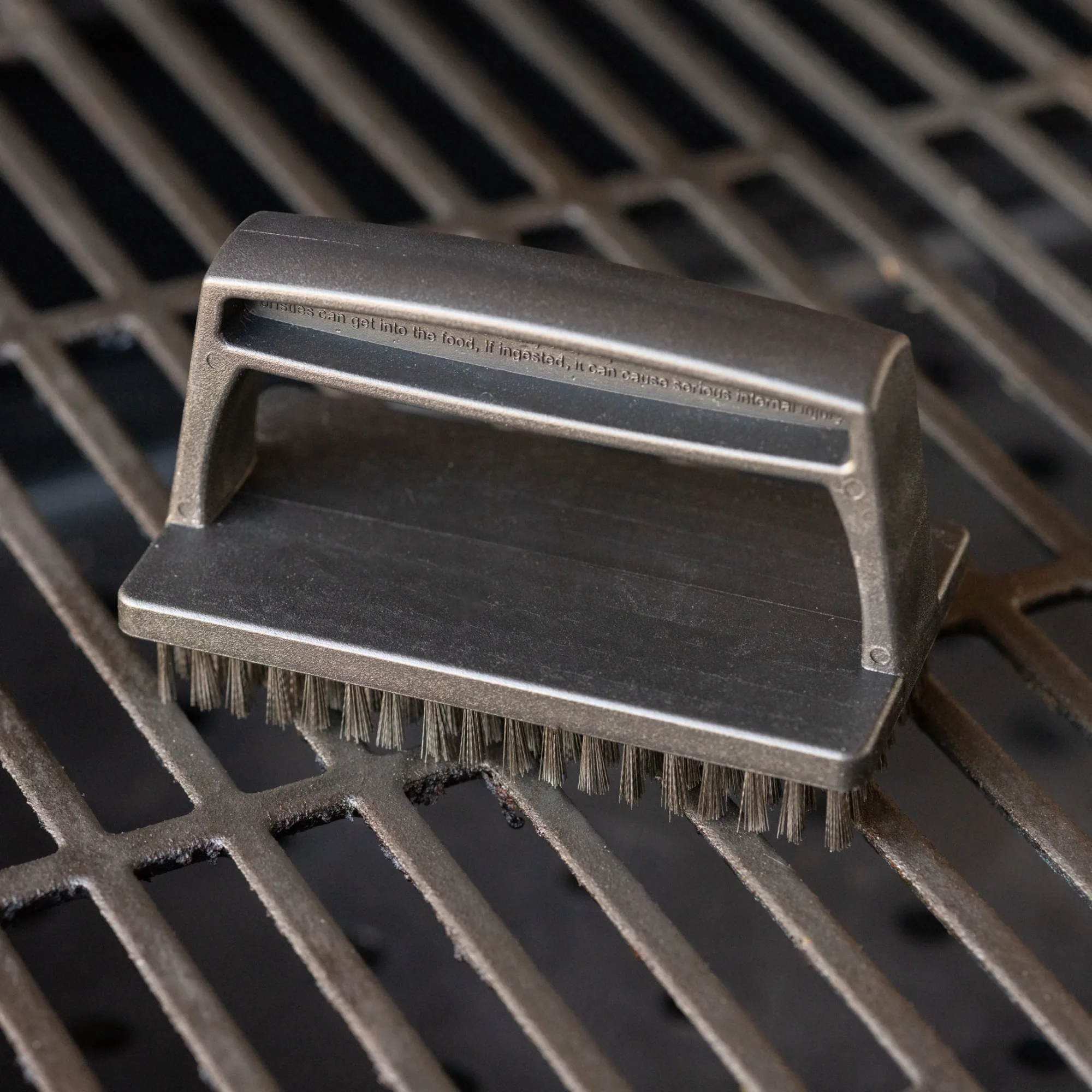 Expert Grill, Handheld Steel Fiber Scrub Brush and Scraper