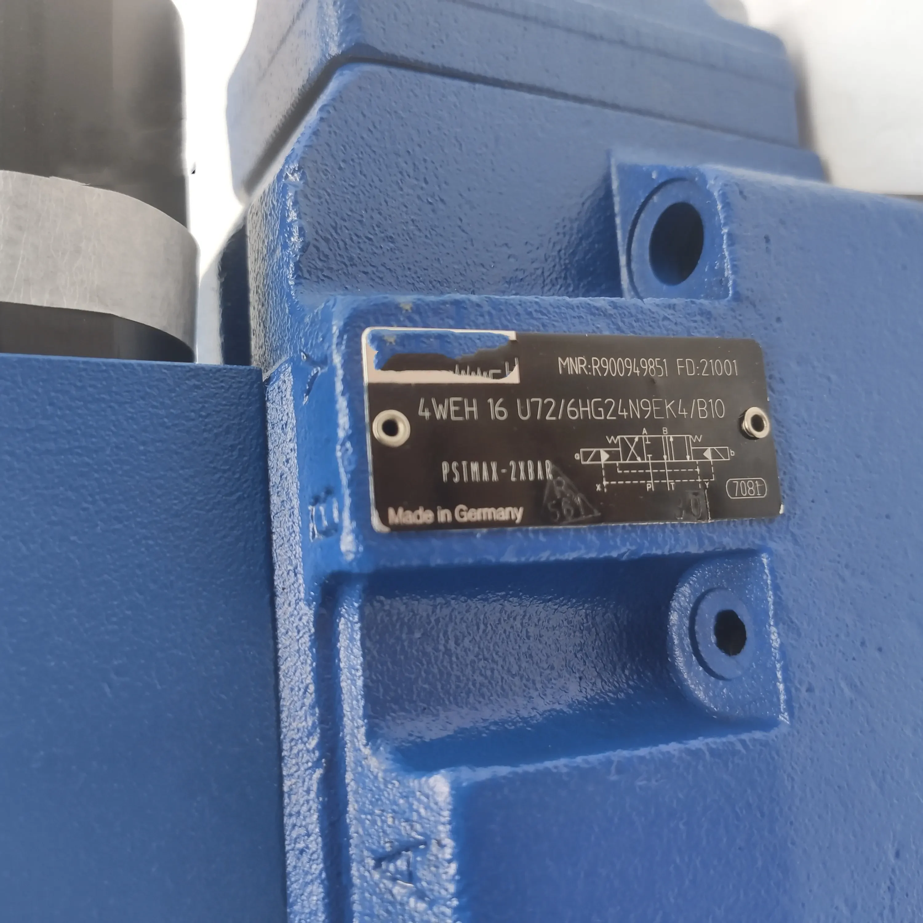 4WE6 Serie 4WE10E3X/CG24N9K4/V 4WE-10-EA/E-G24-20 Hydraulisches Magnetventil 4WEH 16 U726HG24N9EK4B10