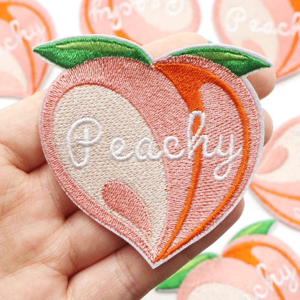 Parches bordados para planchar con letras Peachy, parche de buena calidad para coser en ropa, decoración de chaqueta y mochila, 3 uds./lote