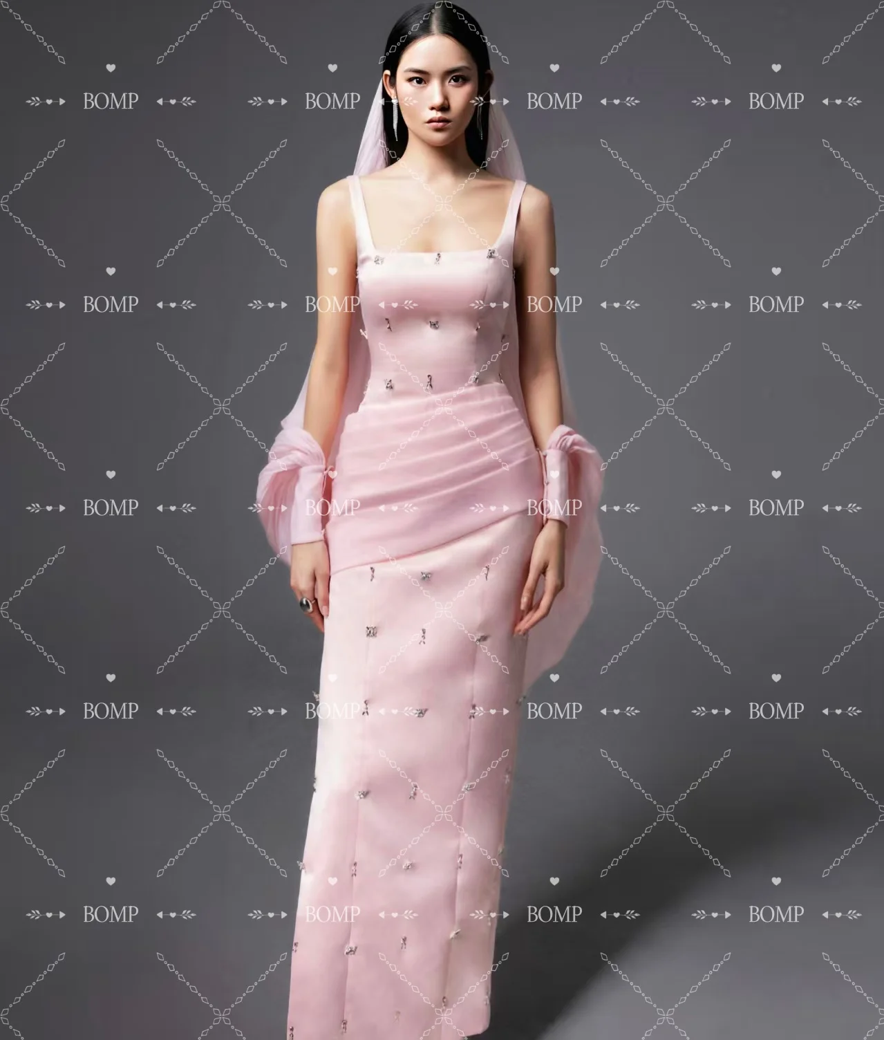 BOMP فستان سهرة فاخر من الخرز بياقة مربعة وأشرطة سباغيتي مطوي وردي من الساتان فساتين حفلات امرأة أمريكية مخصصة #4