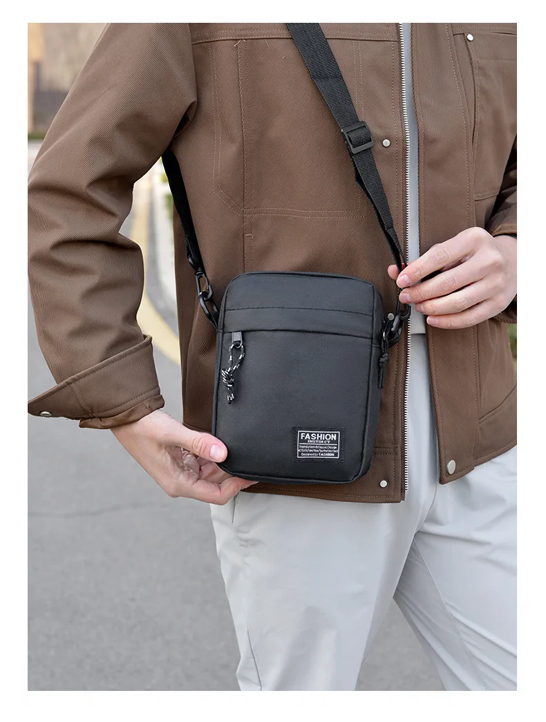 Men's Summer Crossbody Bag Lightweight Portable Small Backpack for Commuting Mobile Phone Bag Ideal for Work