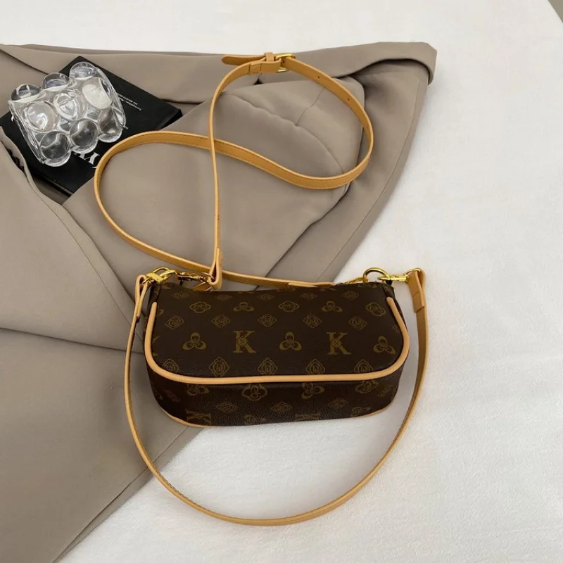 

Кожаный кошелек в винтажном стиле для женщин с застежкой-застежкой-поцелуем и компактным размером для прикосновения ностальгии