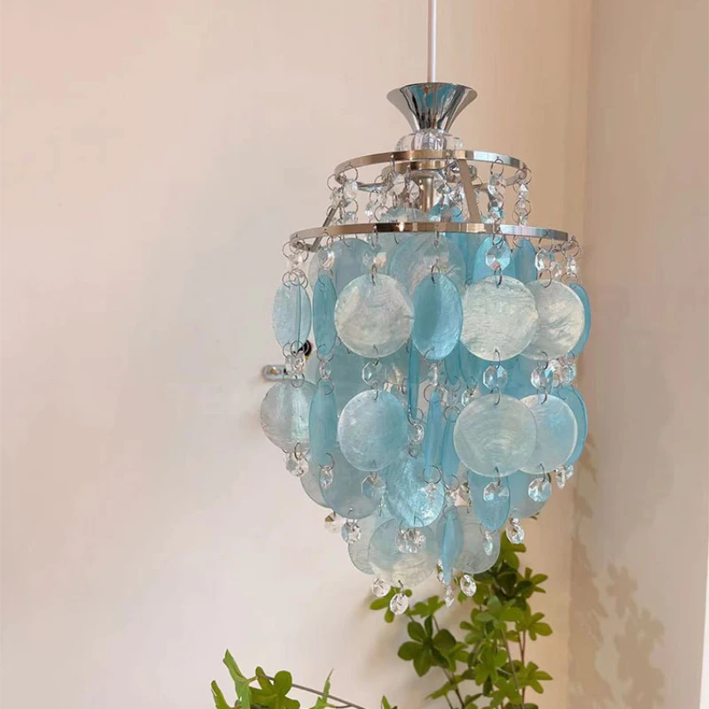 

Colored Shell Wind Chimes Chandeliers French American Shell Crystal Lamp Minimalist Light Luxury Girl Bedroom Bedside Chandelier