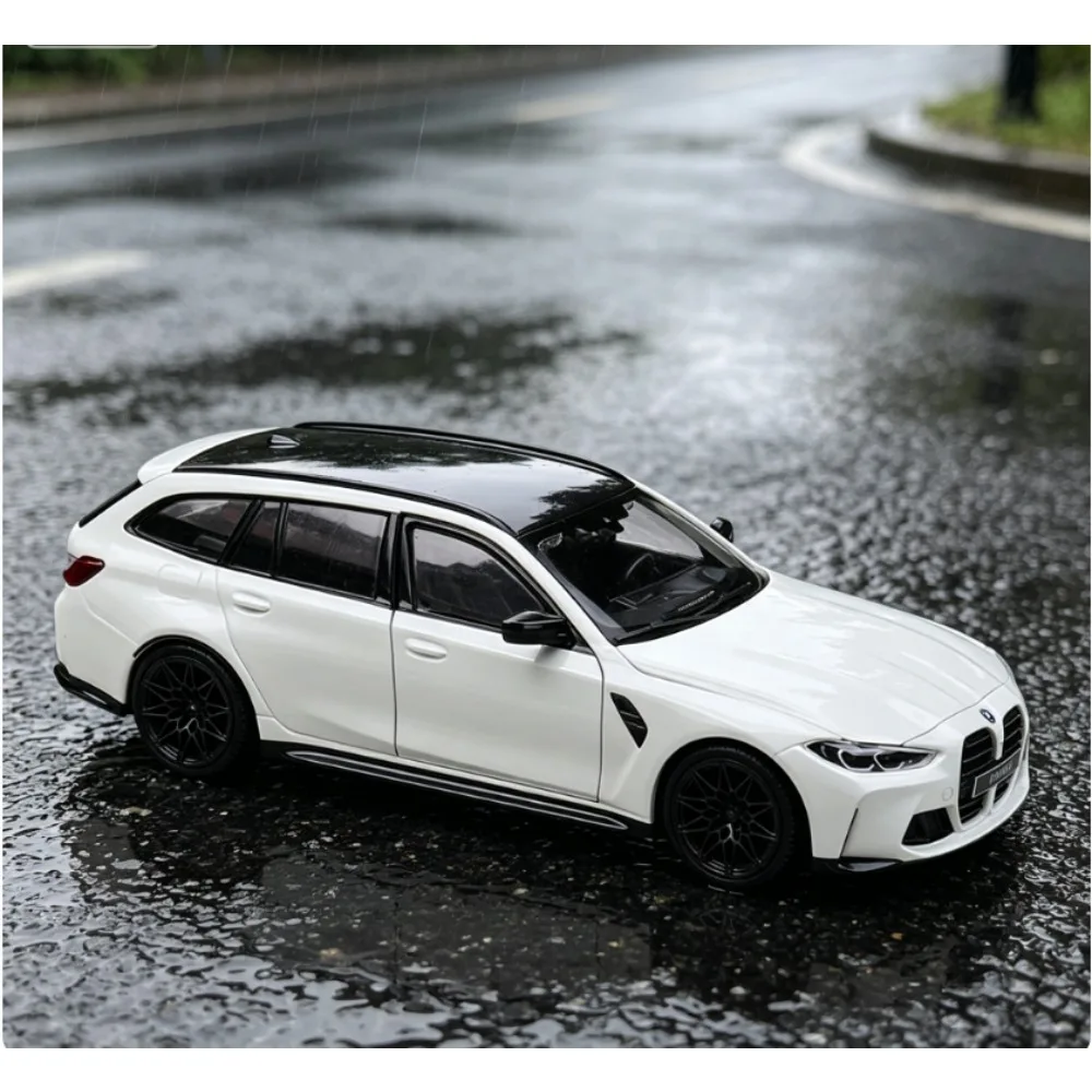1-24スケール-bmw-m3ツーリング-2023-bburago-シミュレーションカーモデル-コレクタブル-ベース付き