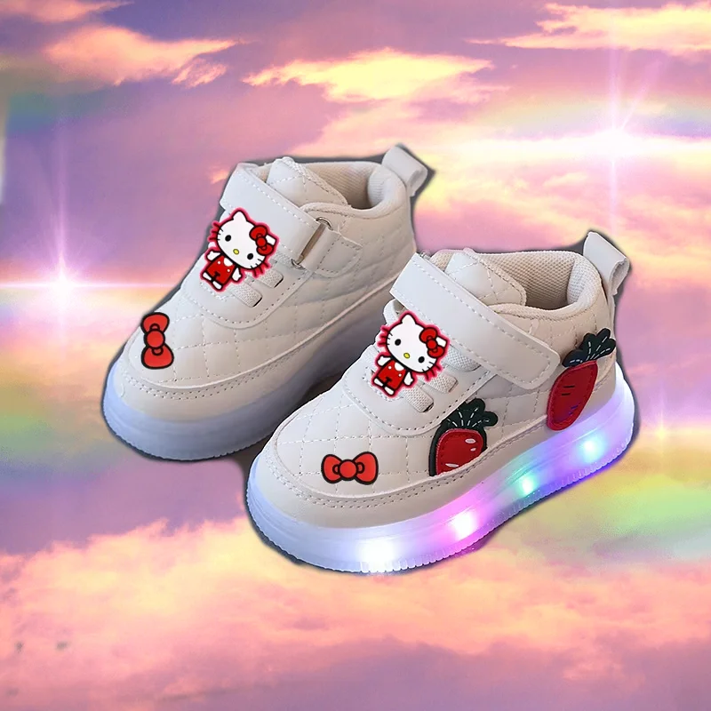 

Non-slip Strawberry Sports Shoes Baby cartoon LED first walkers Hello kitty Girl Board Shoes fall Winter Lighting Casual Shoes