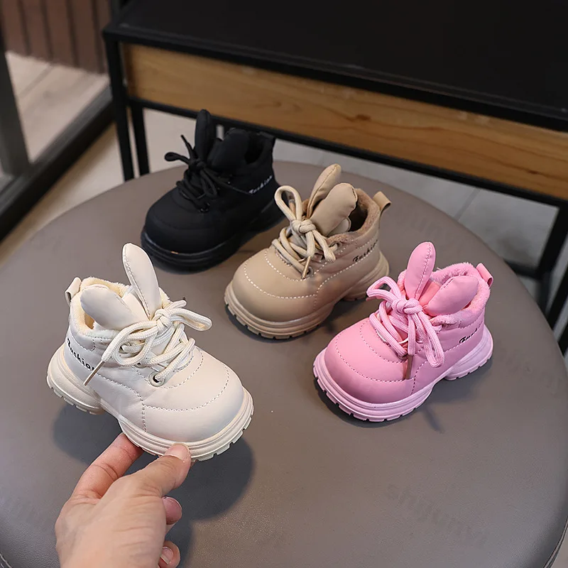 

Детские зимние сапоги 2025 года, новые зимние короткие ботинки для малышей, удобные теплые плюшевые нескользящие уличные хлопковые ботинки, детские милые ботильоны