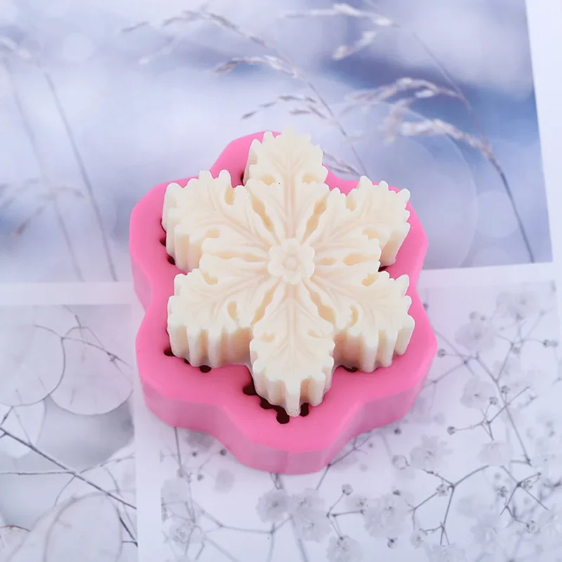 

Christmas Molds Silicone Snowflake for DIY Chocolate Fondant Candle Soap Making New 3D Candle Making Molds Resin Crafts