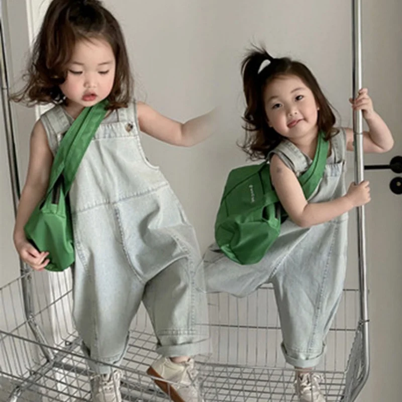 Boys and Girls Denim Suspender Pants Summer Children Loose Jumpsuit Crawler3-8One-Piece Delivery for Children's Clothing