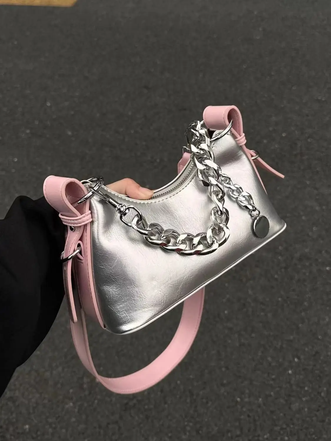 

Women Bag Silver PU Chains New Fashion Zipper SOFT Casual Luxury Shoulder Bag Handbag Pures and Bags Crossbody Girls Bag