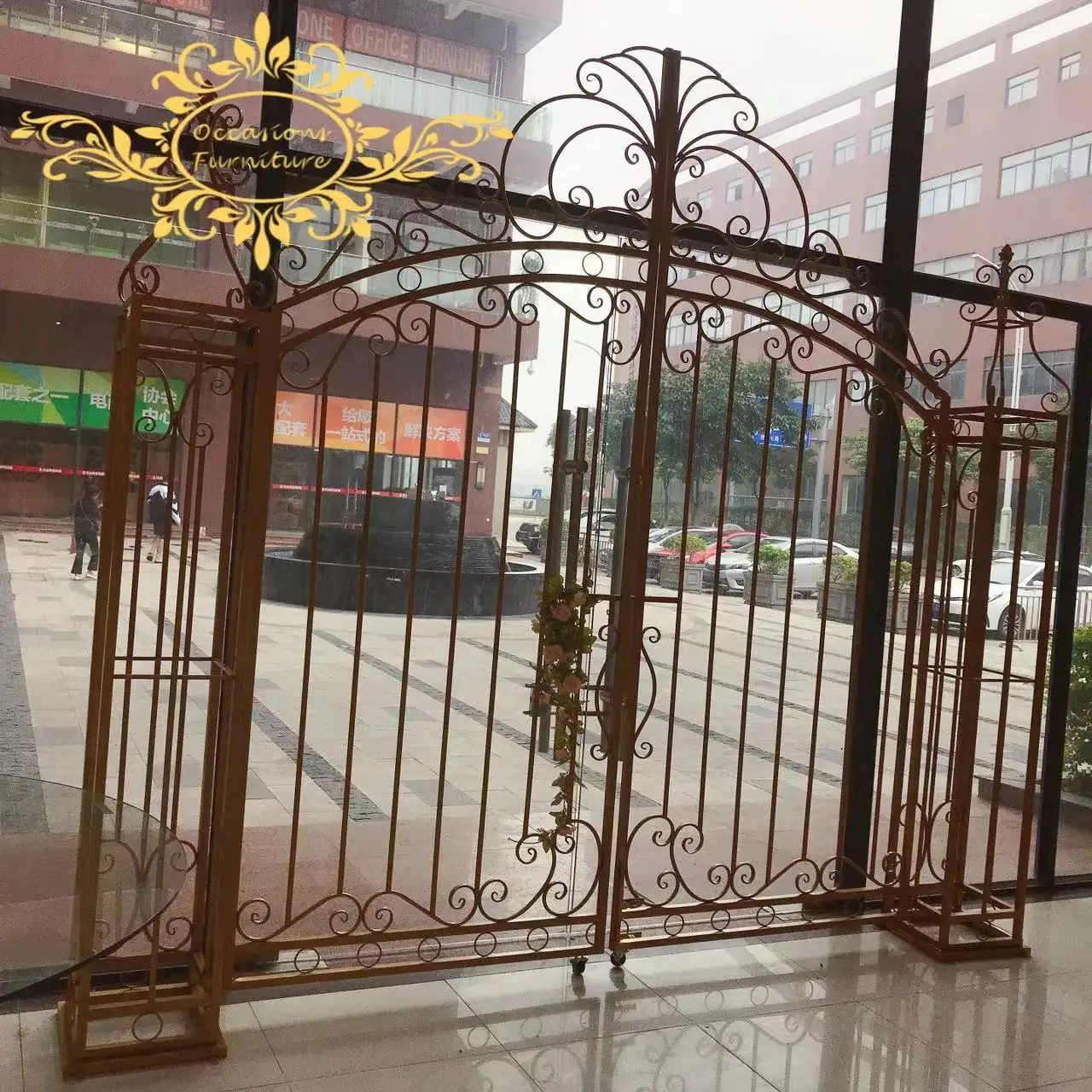 Hierro Golden Gate para decoración de bodas y eventos