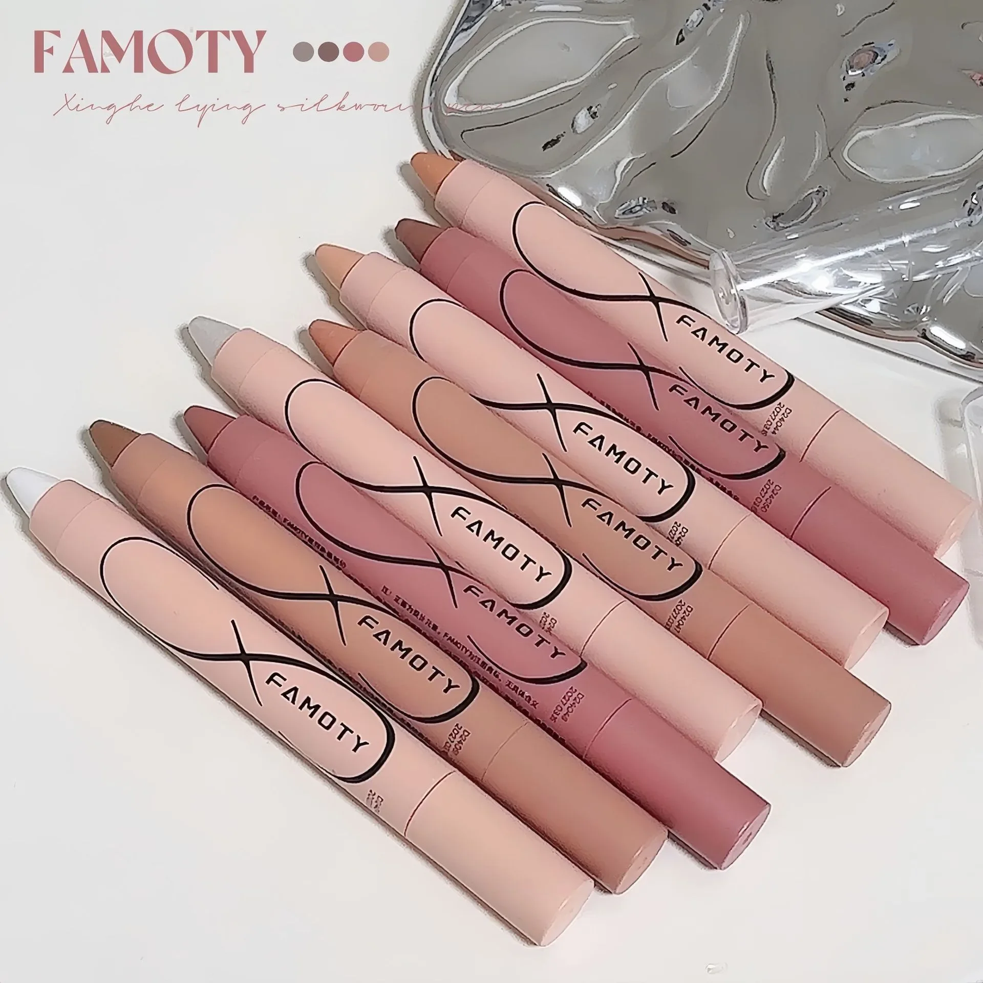 パールライイングシルクワームハイライターアイシャドウペンマットグリッターアイシャドウスティックホワイトパールセントブライトニングアイライナー化粧品