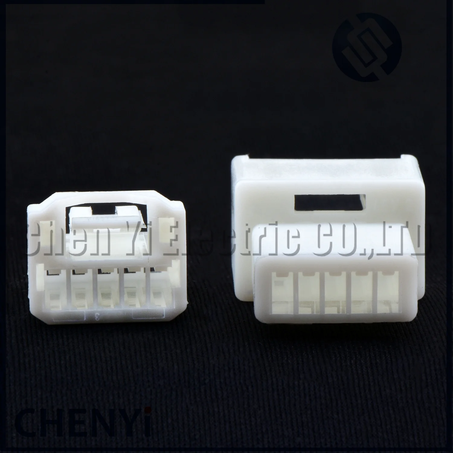 5 Pin Auto connector DVD multi-media Navigation receiver plug 7282-5830 PD081-05017 FF1376360-1 7283-5830 6098-3013 90980-11909