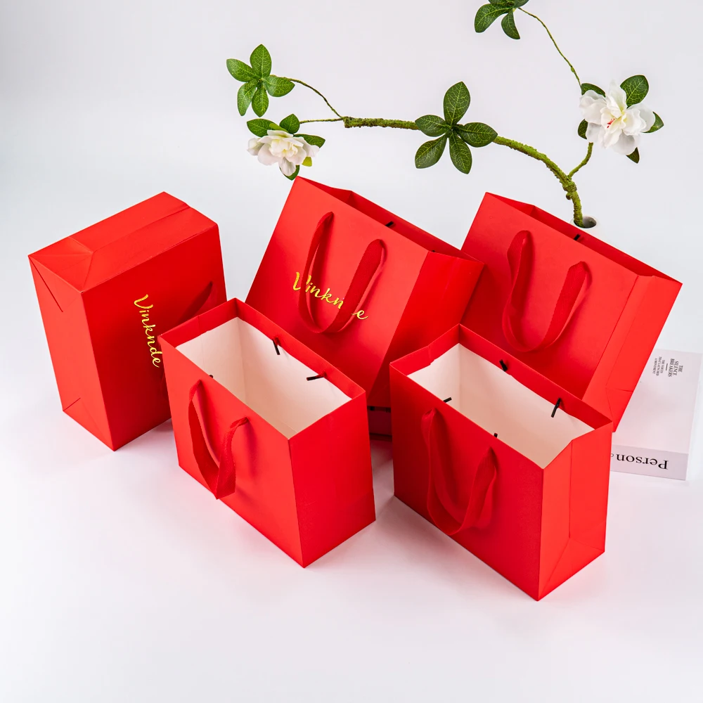 

Personalized Senior Red Kraft Paper Bag Wedding Birthday Christmas Party Candy Food Cookies Packing Bags Fashion Clothes Gifts