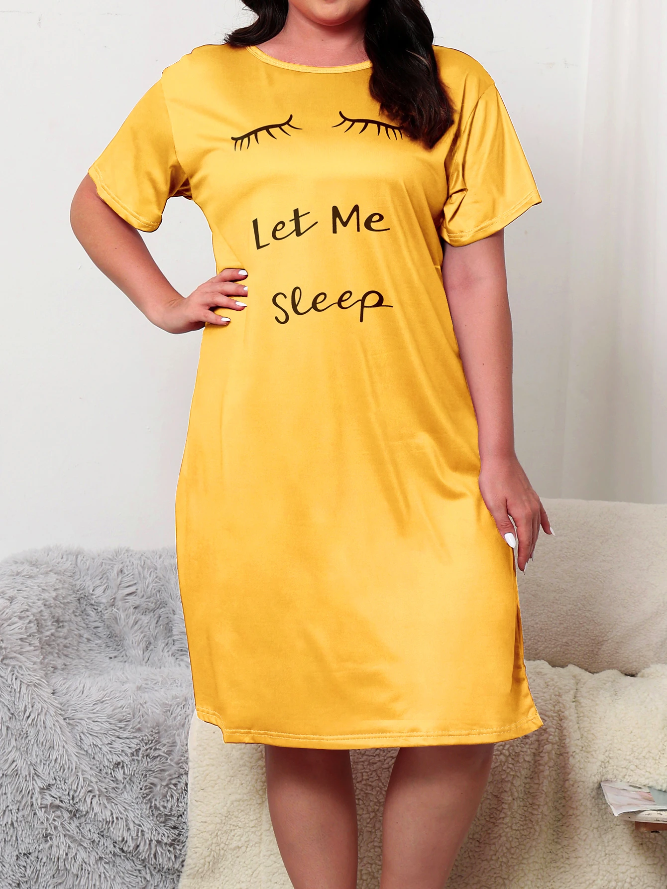 Large size women\'s pajamas casual round neck printed yellow pajama dress for home wear