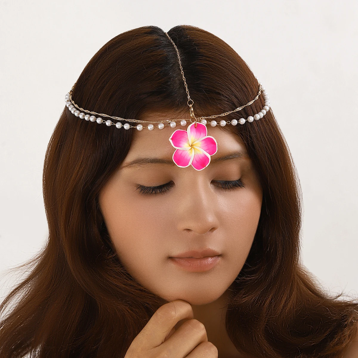 Bohemian Style Flowers Pendant Head Chain Suitable for Women's Parties, Weddings, Matching and Giving Perfect Gifts to Friends