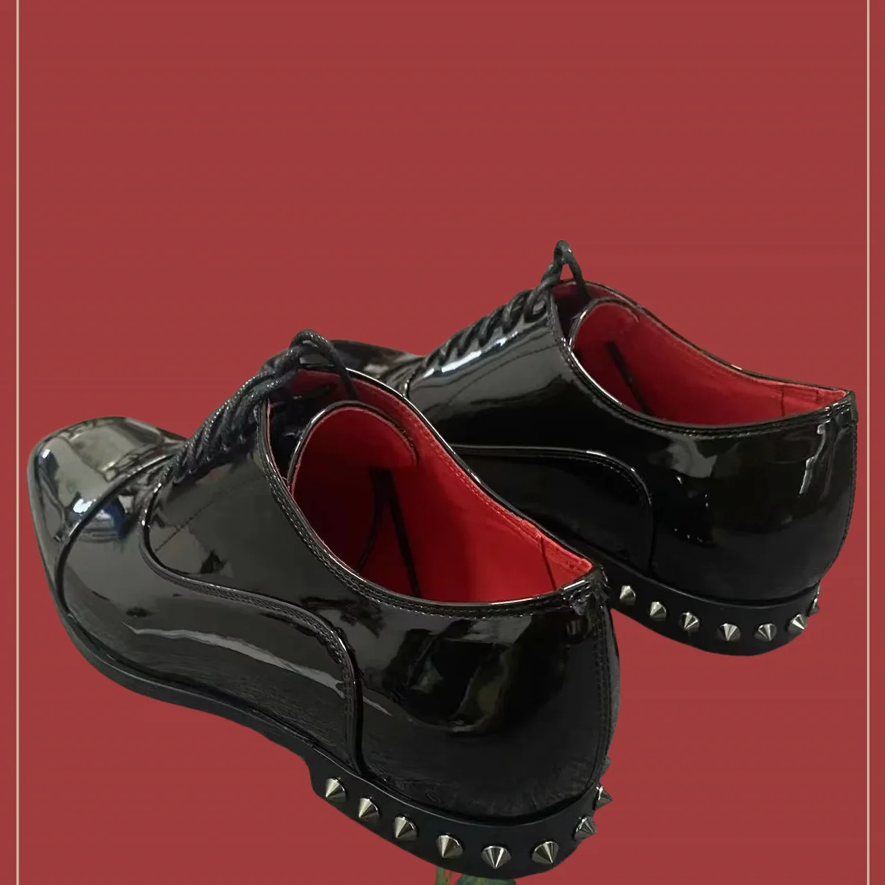 

2025 New Black Men's Leather Shoes Square Toe Low Heels Rivets Slip-On Office Commute Banquet Wedding Men Large Size Dress Shoes