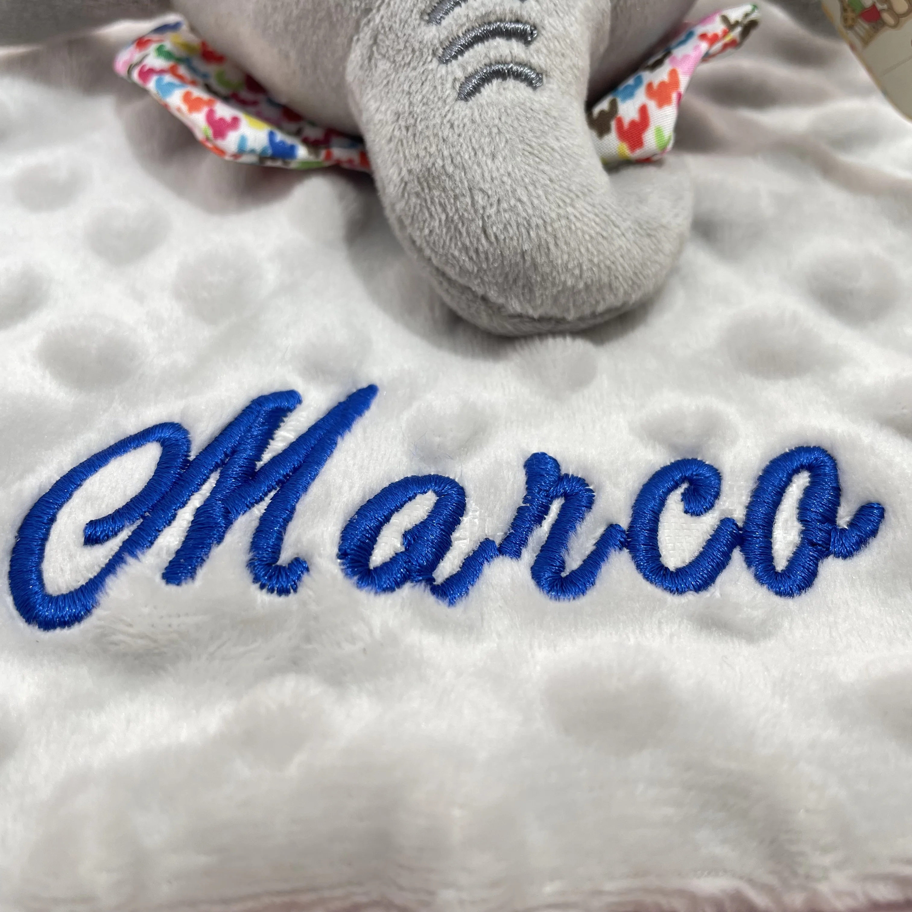Anpassbare Baby Name Plüsch Tröster Decke Gefüllte Schlafpuppe Kinder Mode Schlafspielzeug Beruhigendes Handtuch Geschenk für Neugeborene – Detail 13
