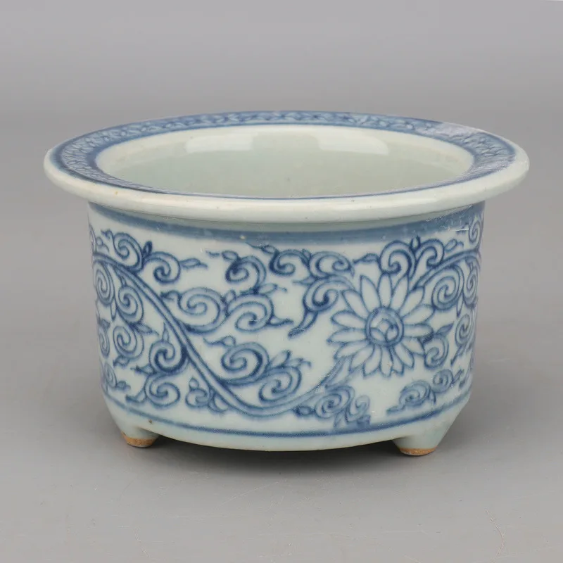 

Antique Chinese Blue and White Porcelain Flower Pot Tripodia Small Bonsai Pot