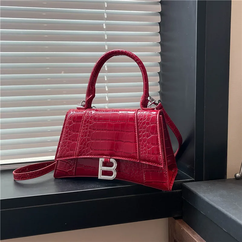 2025 محكم حقيبة مربعة قمة الموضة مقبض محفظة للنساء شيك حقيبة كتف لوكس حقيبة كروسبودي الحد الأدنى من يوم إلى الليل حقيبة  #3