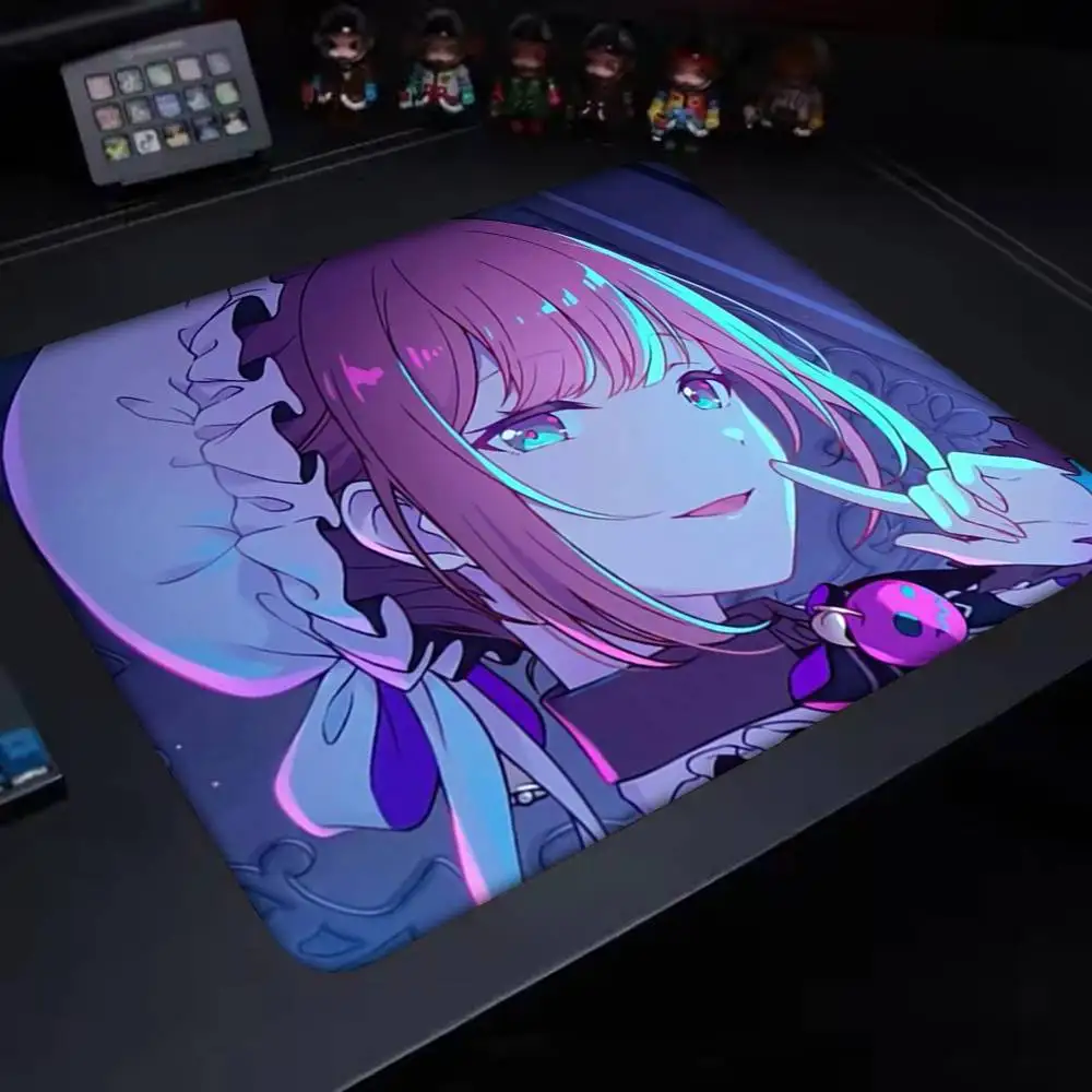 1pc M-mochizuki H-honami Leoneed マウスパッド小型ロックエッジゲーマー用コンピュータデスクパッド長方形滑り止めゴム