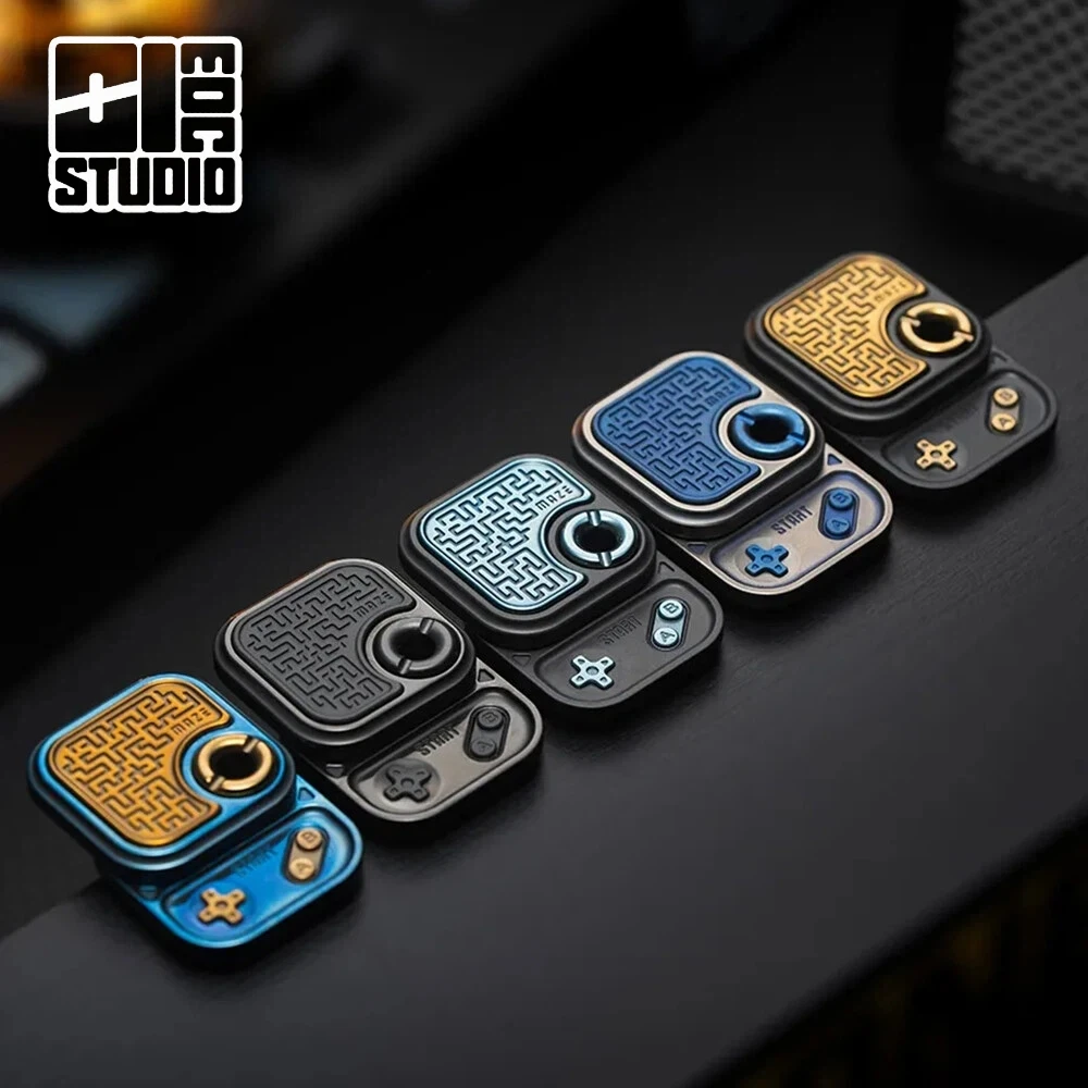 

01EDC Mini Game MAZE BLOCK French Toast Fidget Slider Fidget Toys For Adults Anxiety Relief Gadgets Office Desk