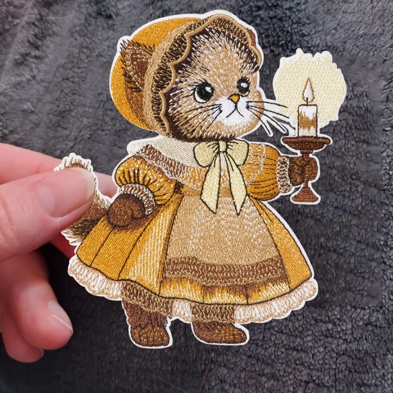 

1PC Cute Candle Cat Embroidered Patch Cartoon Animal Nature Badge DIY Gift Iron On Patches For Clothing Cap Jacket Trucker Hat