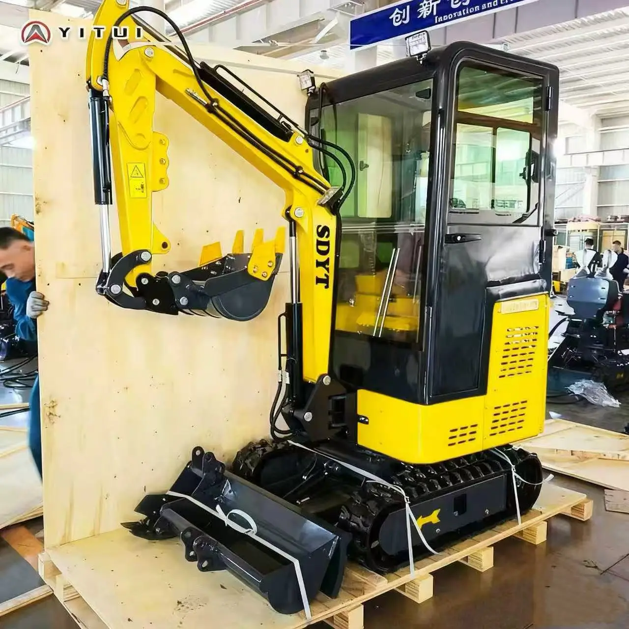 Mini escavatore cinese Mini escavatore cabina escavatore diesel Mini Europa personalizzato motore Kubota Ce Epa Euro 5 in vendita