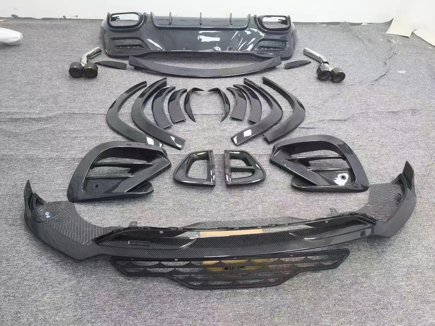 For MercedesBenz GLE Coupe GLE350 GLE450 GLE53 GLE63 Rocket 900 Carbon Fiber Body Kit Front Lips Upgrade Bolt-On