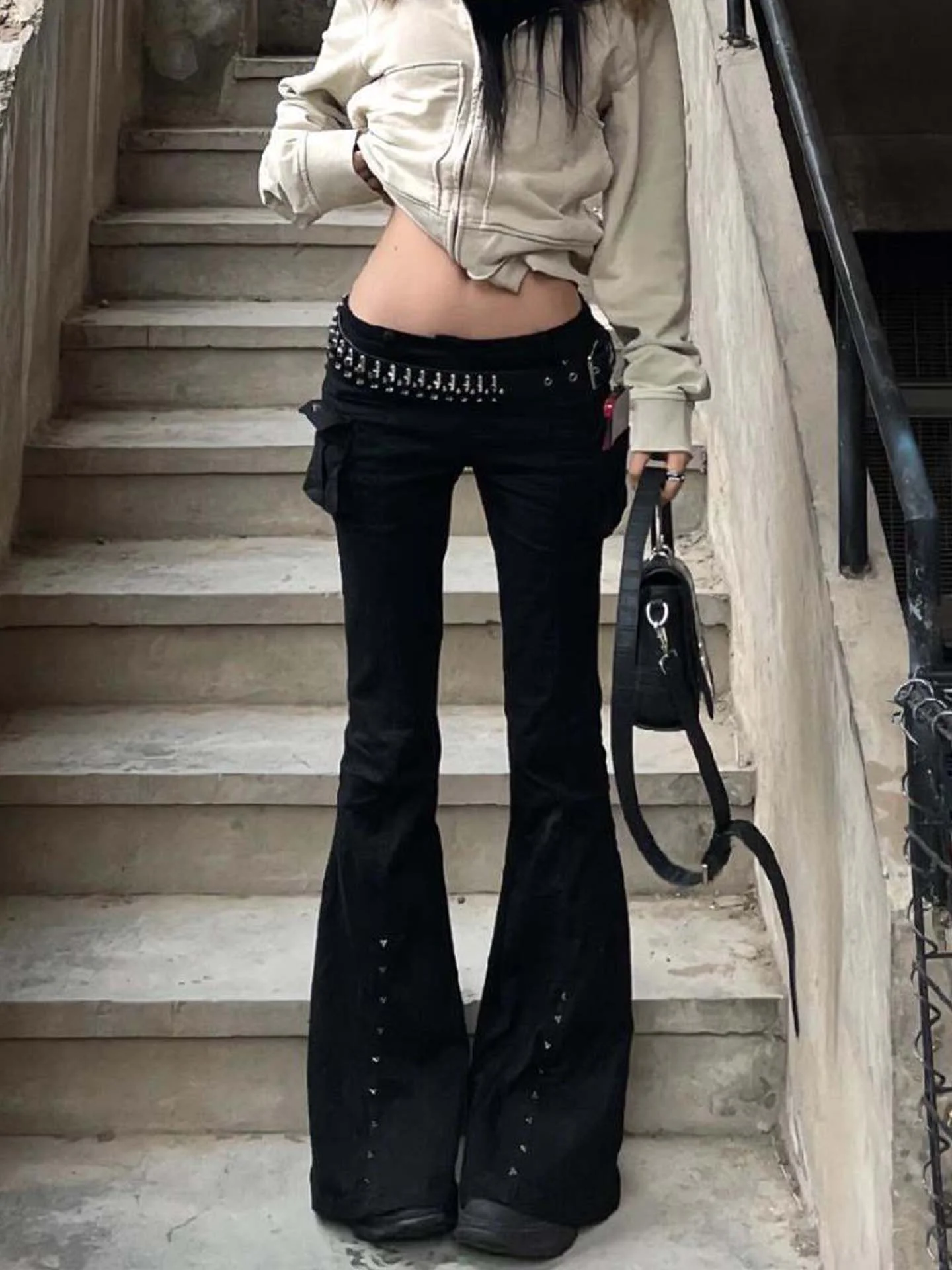 

Black Low Waist Workwear Denim Pants Y2K Millennium Style Slim Fit Floor Length Bell Bottoms for Women Trendy Casual Jeans