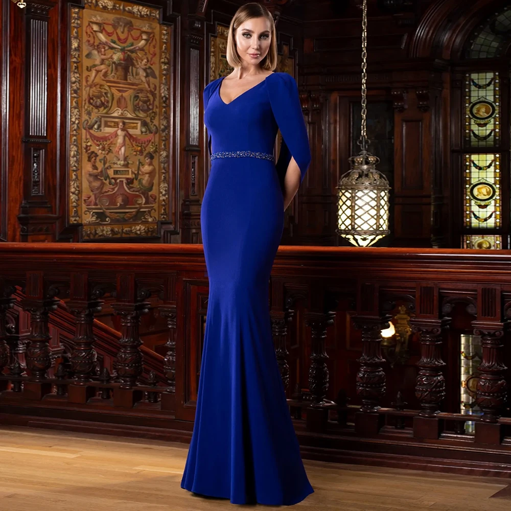 Elegante Azul Royal Mãe da Noiva Vestidos V Neck Metade Mangas Vestidos de Festa de Casamento Frisado Sereia Até O Chão فساتين السهرة