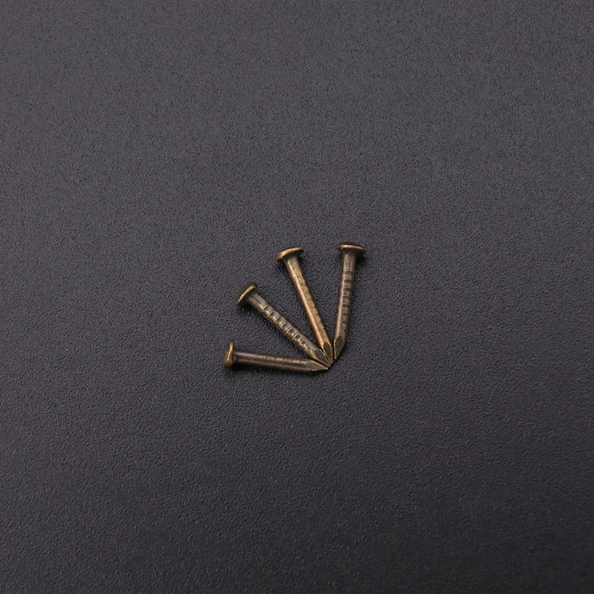 

4pcs Jewelry Box Corner Protector Retro Angel Shape Edge Guard For Desk Wood Tin Gift Protection Hardware Corner