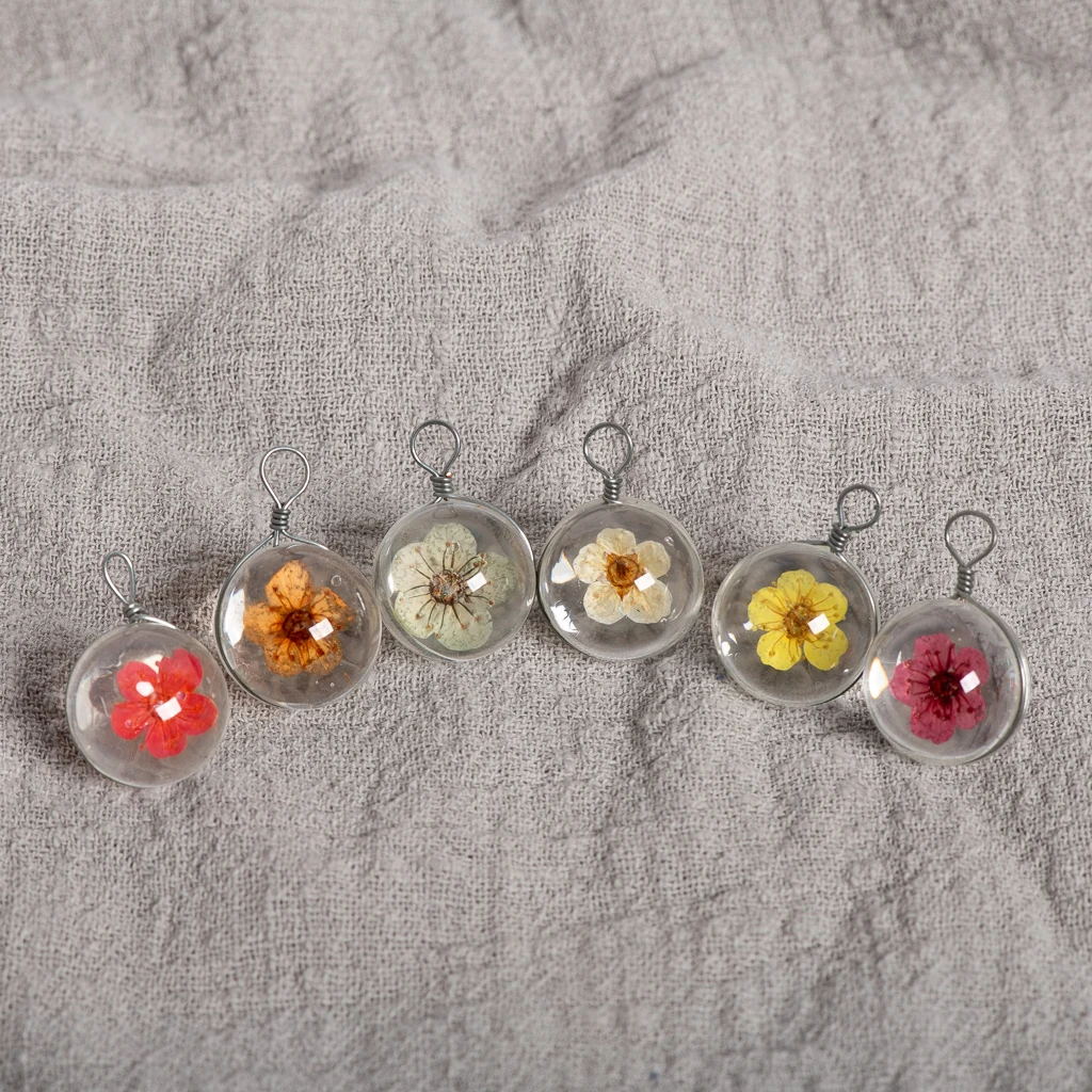 Mini Floral Glass Globe Charms with Loop 27X17X18mm Real Peach Blossom Beads for Handmade Jewelry Making 4PCS TCZ849F