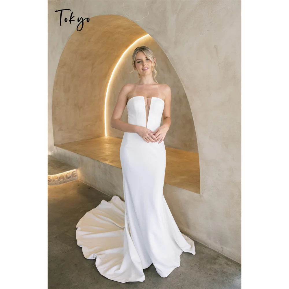 

Tokyo Deep V Neck Sleek Mermaid Wedding Dress Court Train Elegant White Bridal Gown Slim Fit Sexy Evening Party Prom Dress 2026