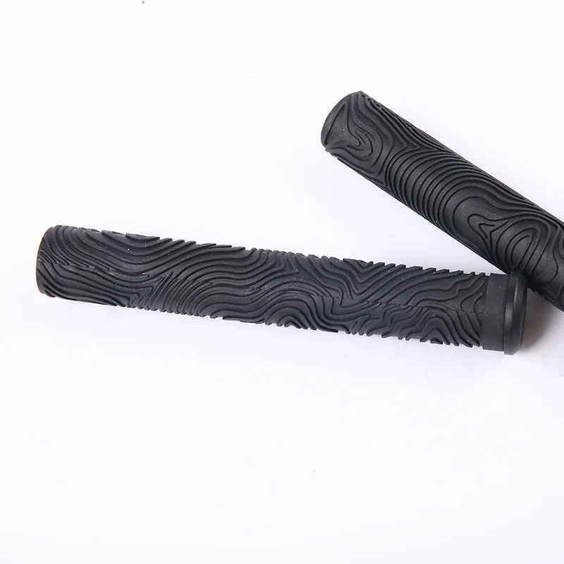 G538 Bicycle Grips Mountain Bikes Handle Sleeve are Super Comfortable Rubber Non-slip Shock Absorption Grip 180mm