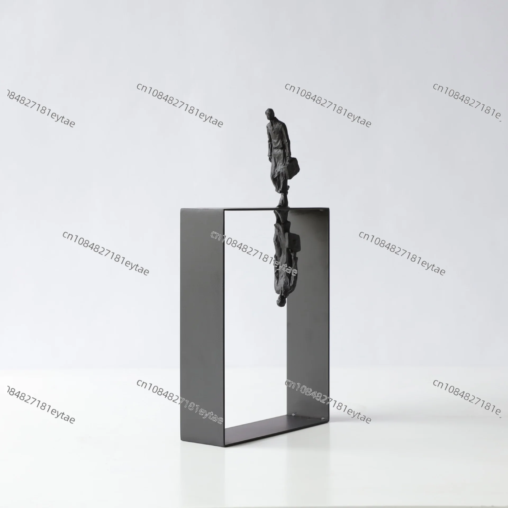 Abstract Encounter Figurine - Reflecting Portrait Resin Sculpture Home Decor