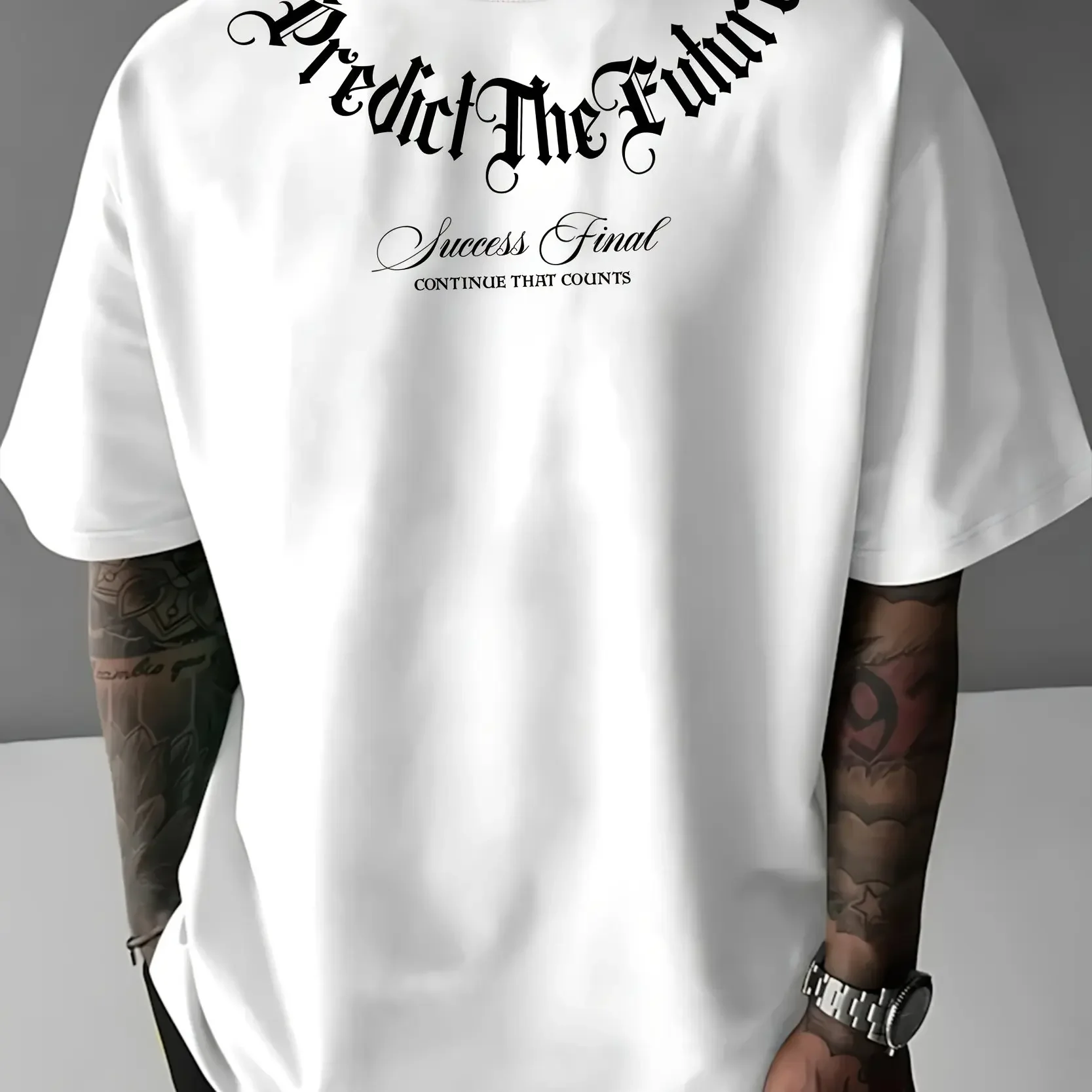 تي شيرت رجالي صيفي مريح وغير رسمي واسع الحجم مطبوع عليه حروف المستقبل برقبة دائرية وأكمام قصيرة