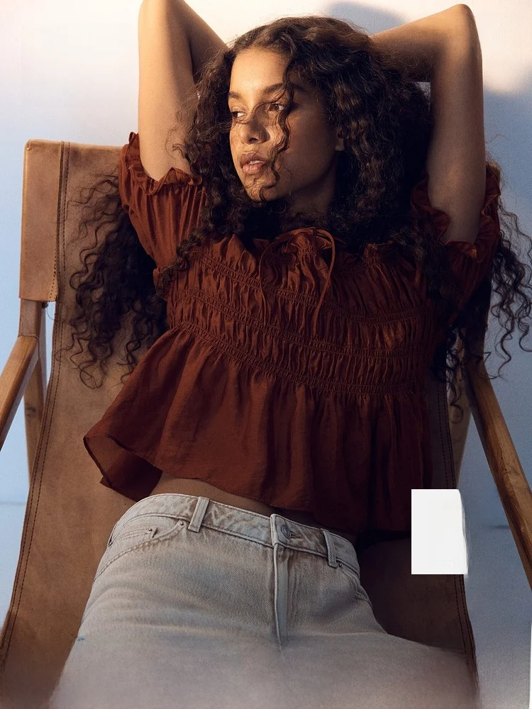 

Romantic Gathered Pleated round Neck Shirt with Bow Tie Detail Women's Casual Style H&M Spring 2026 New Arrival 1316657
