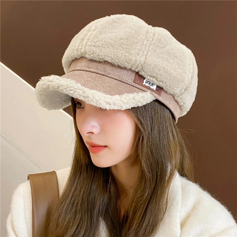 Lamb Hair Octagonal Hat for Women's Korean Fashion Duck Tongue Hat with Plush Bud Hat British Retro Artist Hat Fedora Wool Caps