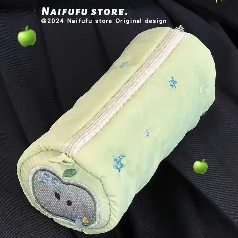 Bolsa de maquillaje japonesa INS con bordado de manzana verde fresco, bolsa de cosméticos portátil de viaje para chica, estuche para lápices, suministros escolares Kawaii