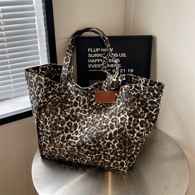 Oversized Leopard Prints Shoulder Bags For Women Deformable Canvas Large Capacity Shopping Totes 2023 Winter New Luxury Handbags